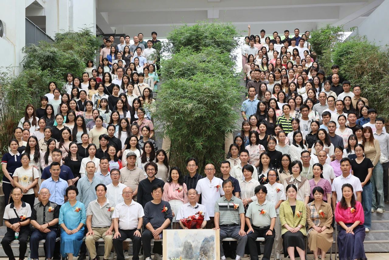 桂平市中小学美术教师水彩画专题培训活动暨大藤峡水彩画社成立仪式在我校顺利举行 丨 乐鱼平台